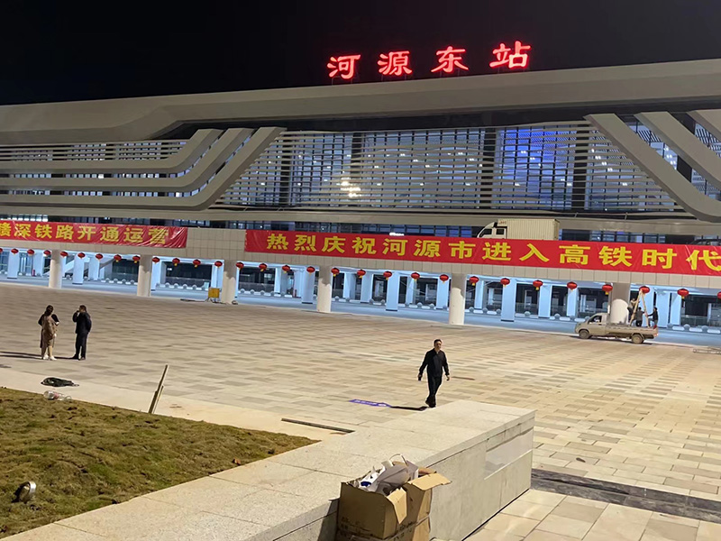 ���̰���